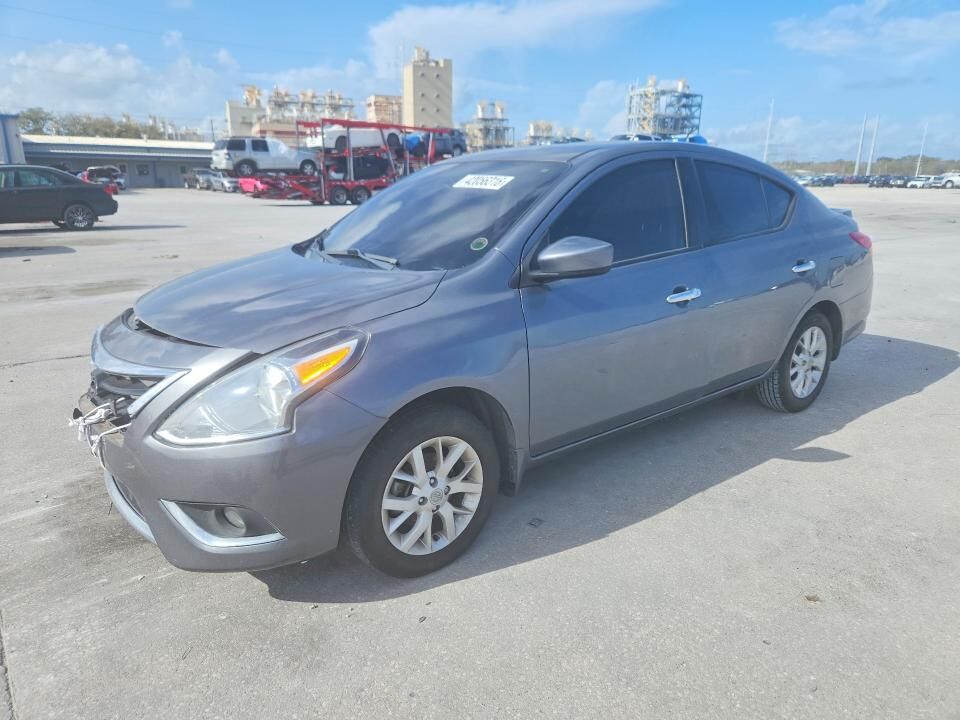2018 NISSAN Versa
