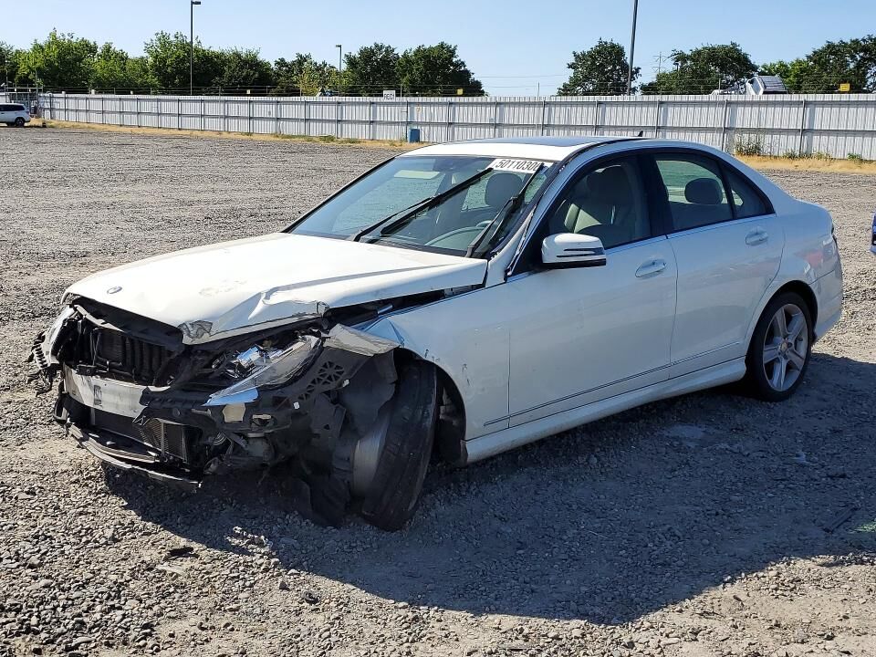2011 MERCEDES-BENZ C-Class