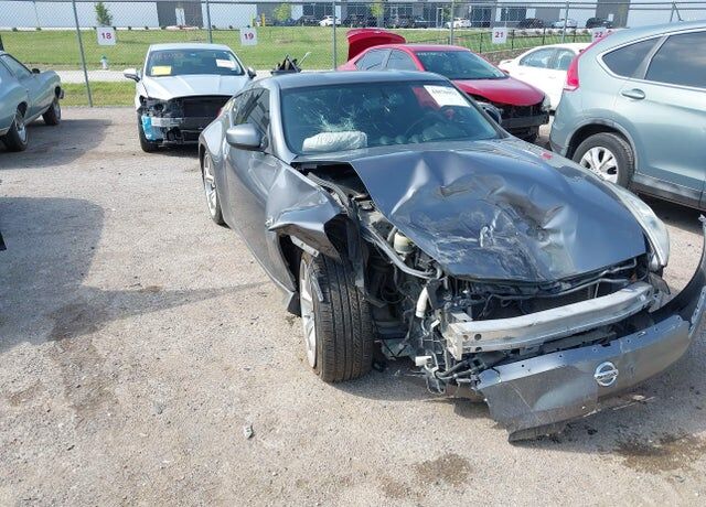 2011 NISSAN 370Z