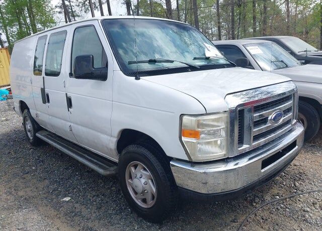 2013 FORD E-250