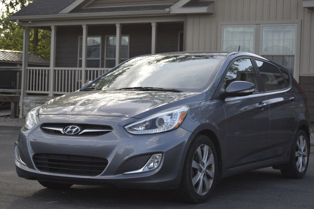 2014 HYUNDAI Accent