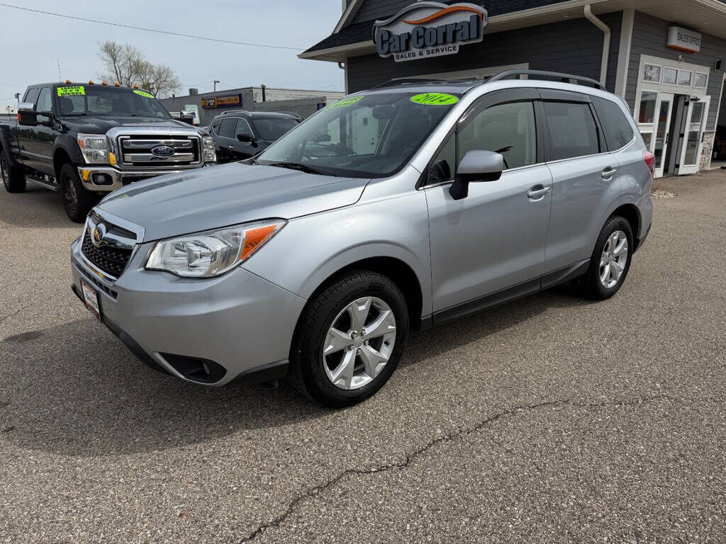 2014 SUBARU Forester