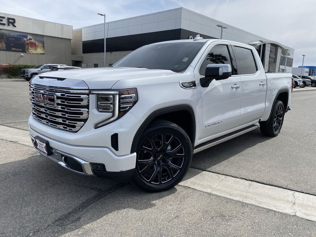 2023 GMC Sierra