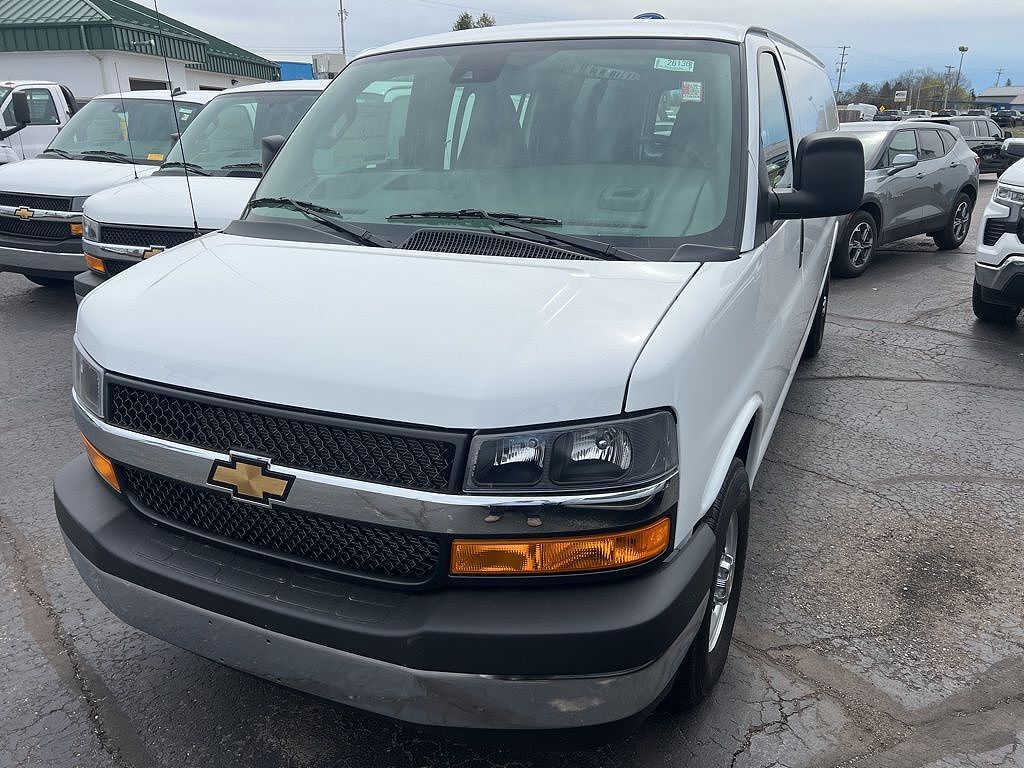 2026 CHEVROLET Express
