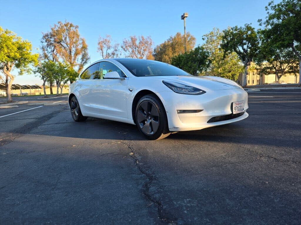 2019 TESLA Model 3
