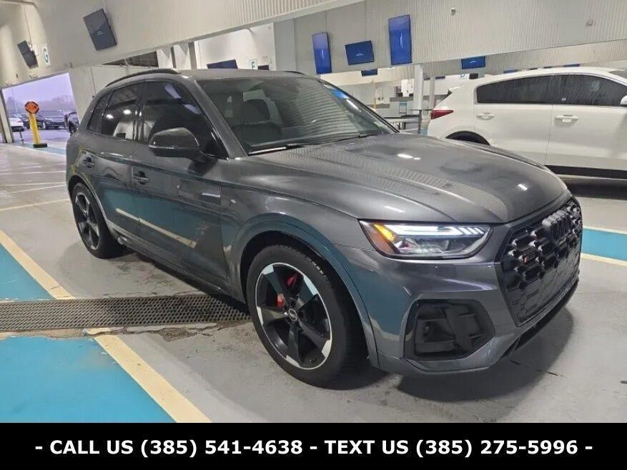 2021 AUDI SQ5
