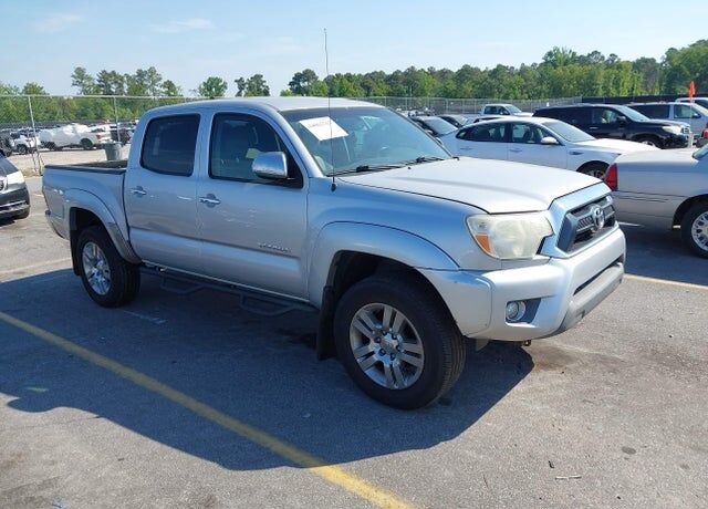2013 TOYOTA Tacoma