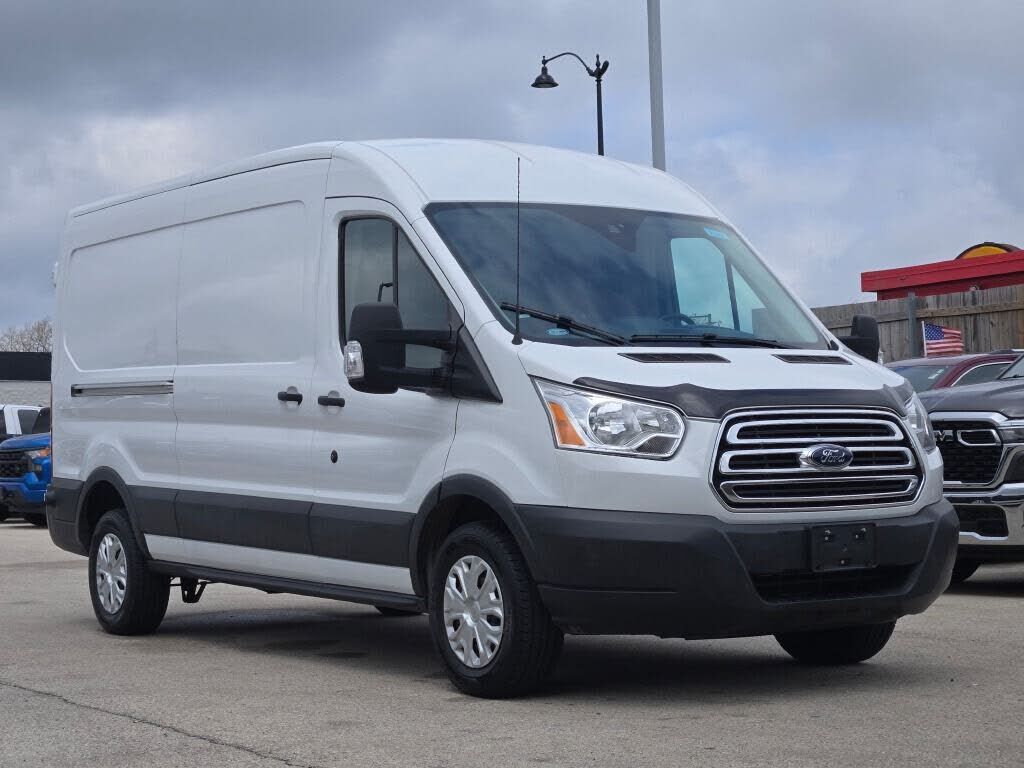 2015 FORD Transit