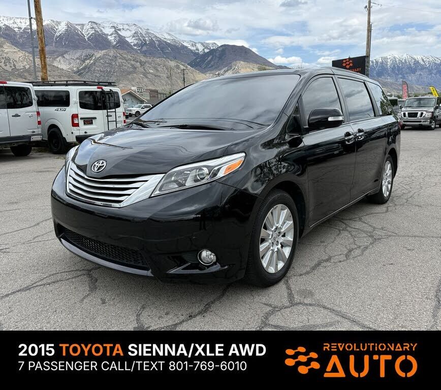 2015 TOYOTA Sienna