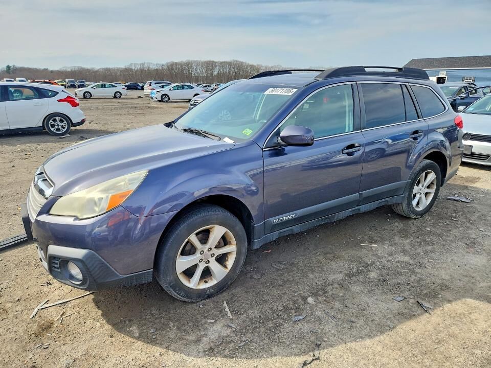 2014 SUBARU Outback
