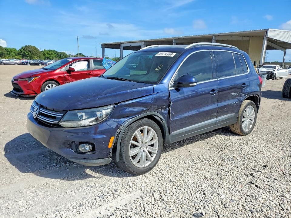 2014 VOLKSWAGEN Tiguan