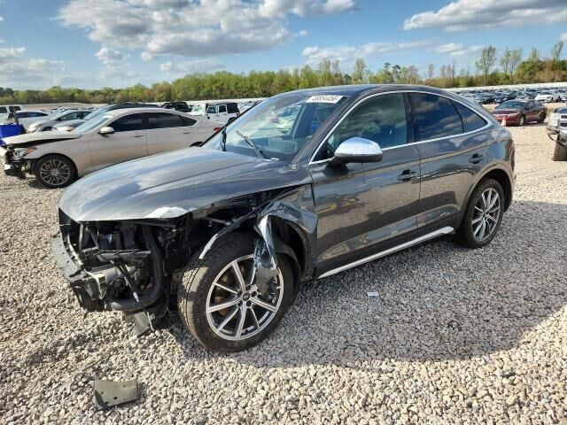 2022 AUDI SQ5