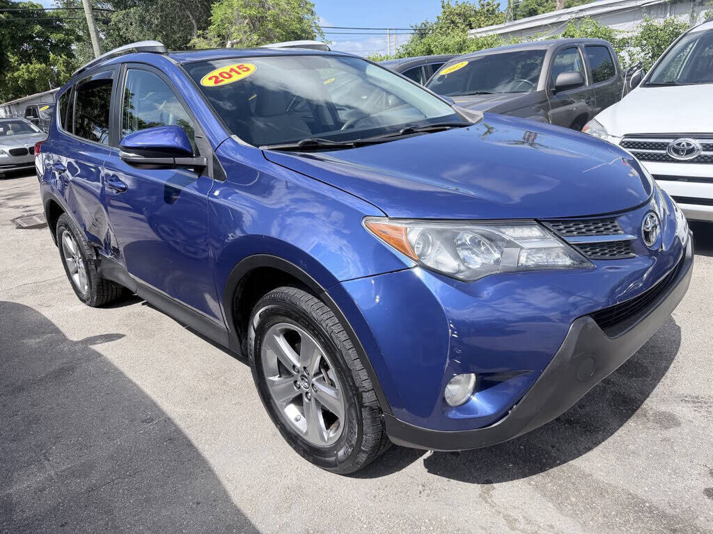 2015 TOYOTA RAV4