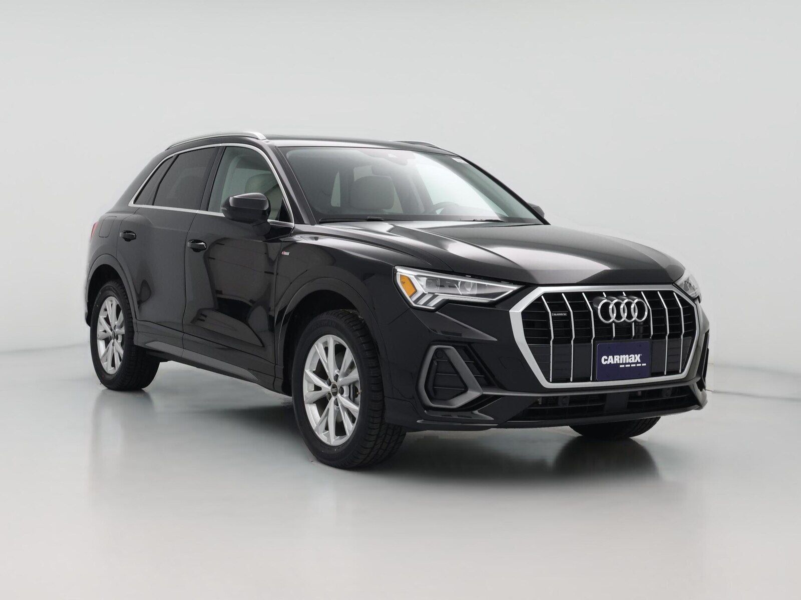 2022 AUDI Q3