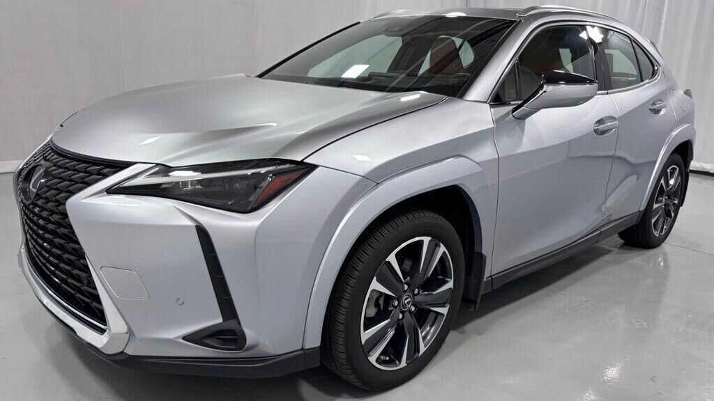 2023 LEXUS UX