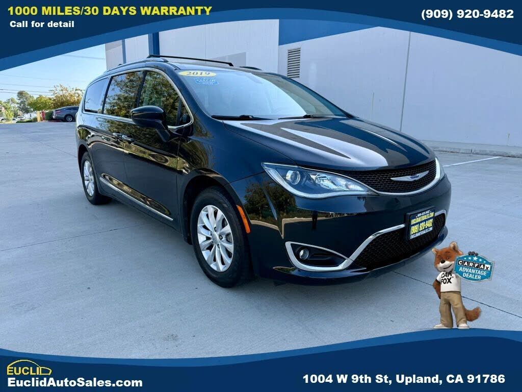 2019 CHRYSLER Pacifica