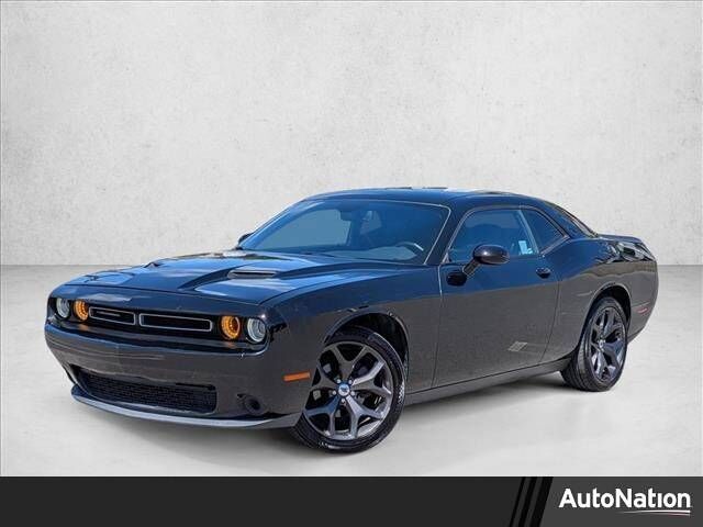 2017 DODGE Challenger