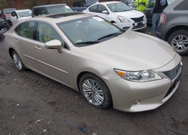 2014 LEXUS ES