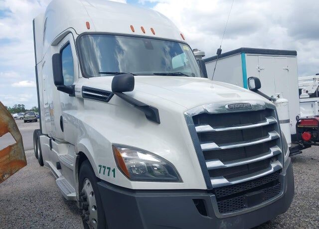 2020 FREIGHTLINER New Cascadia 126" Sleepercab
