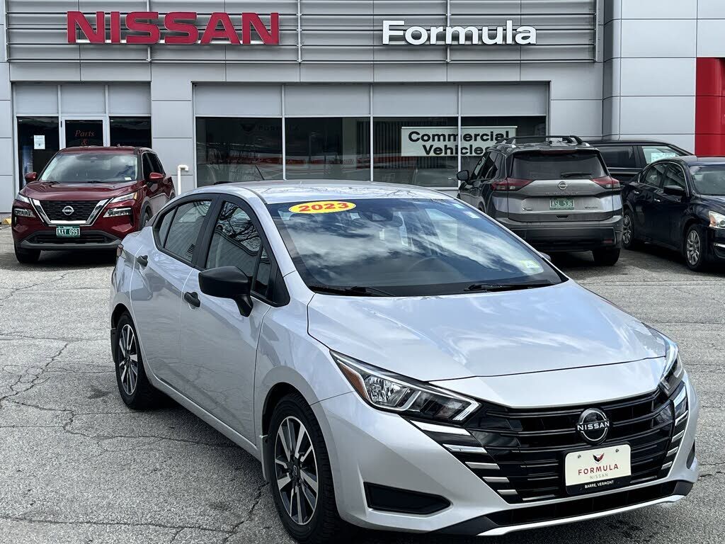 2023 NISSAN Versa