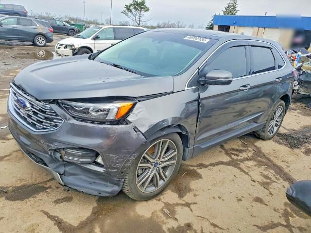 2019 FORD Edge