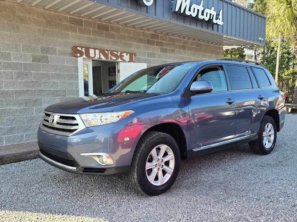 2011 TOYOTA Highlander