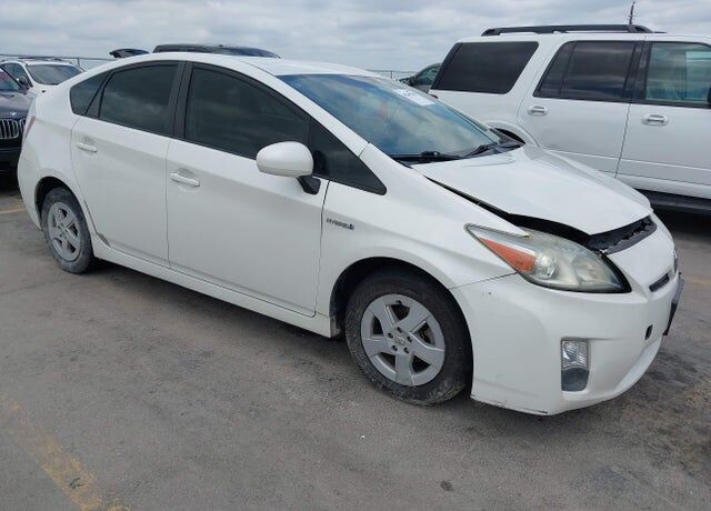 2011 TOYOTA PRIUS