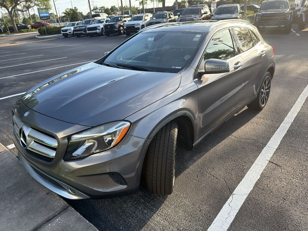 2016 MERCEDES-BENZ GLA-Class