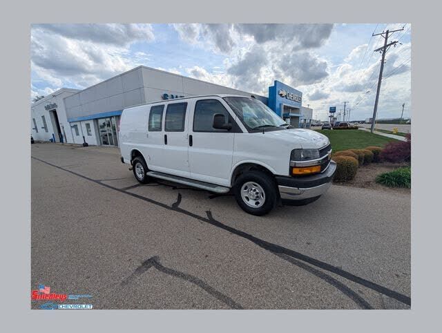 2024 CHEVROLET Express