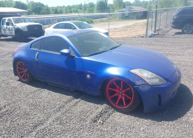 2004 NISSAN 350Z