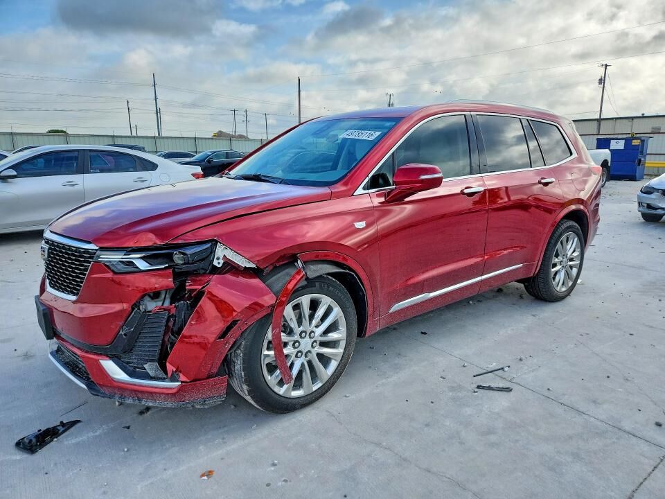 2021 CADILLAC XT6
