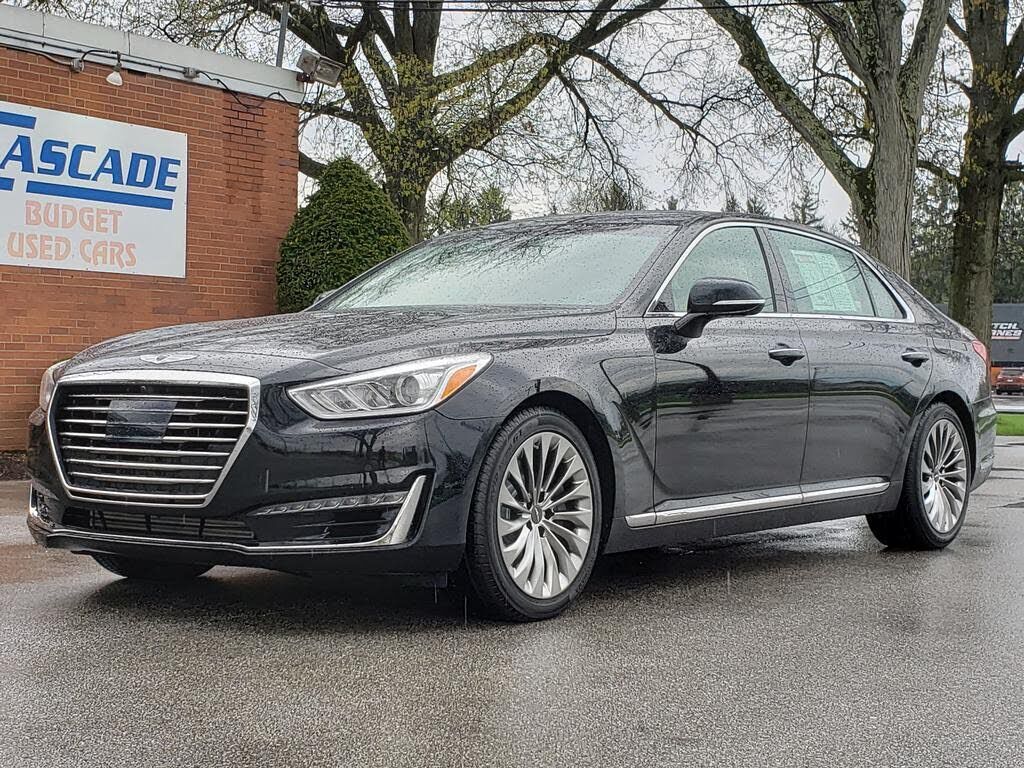2017 GENESIS G90