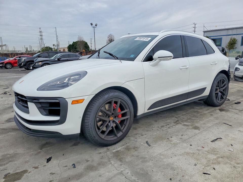 2023 PORSCHE Macan