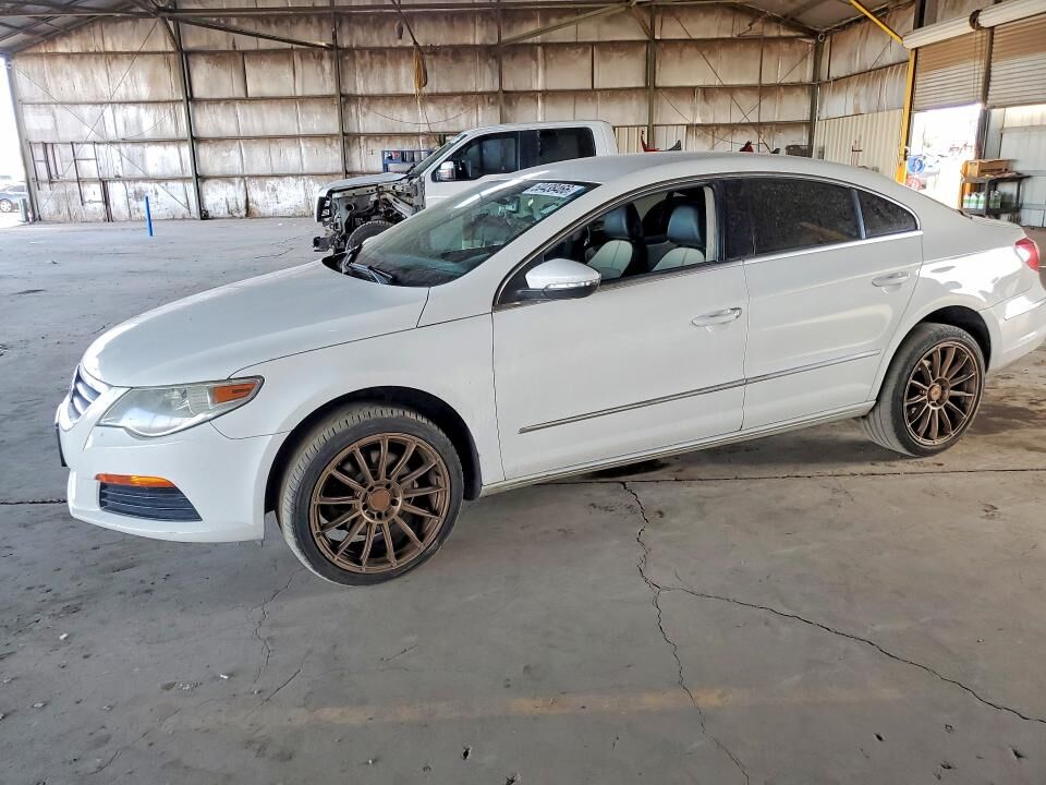 2011 VOLKSWAGEN Passat