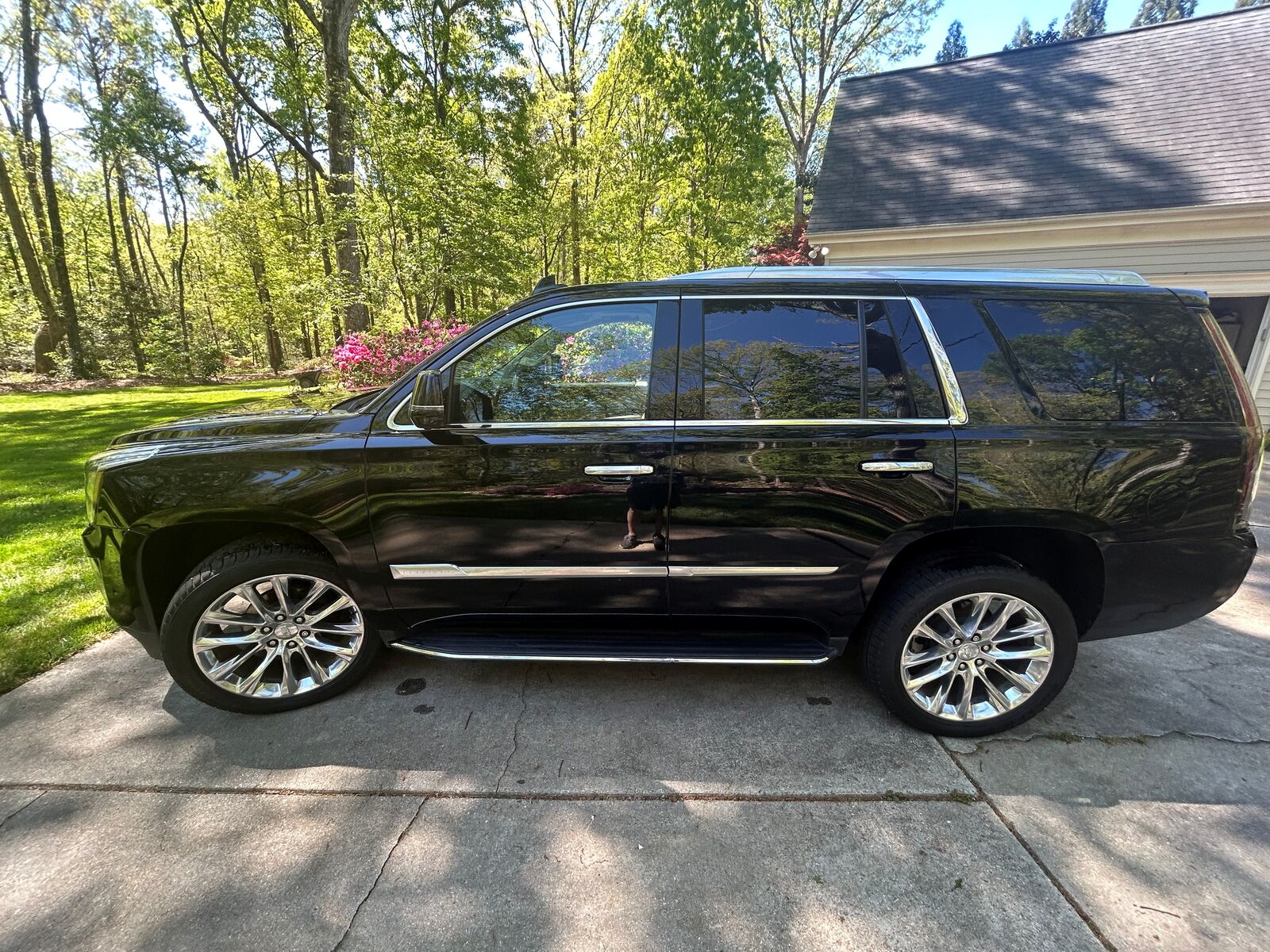 2019 CADILLAC Escalade