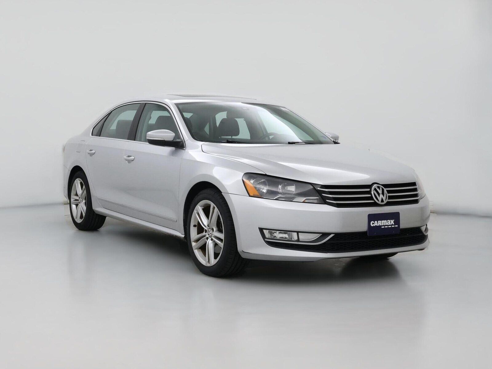 2015 VOLKSWAGEN Passat