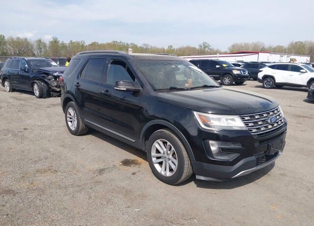 2016 FORD Explorer