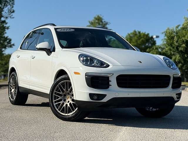 2018 PORSCHE Cayenne