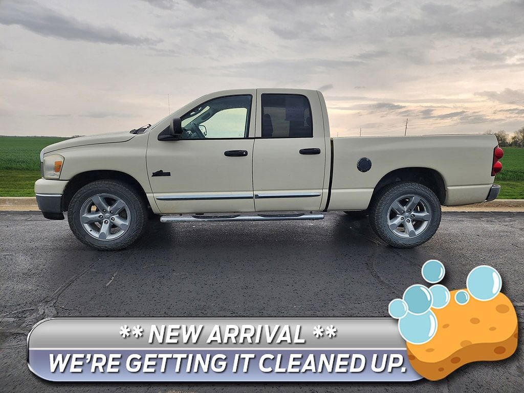 2008 DODGE Ram