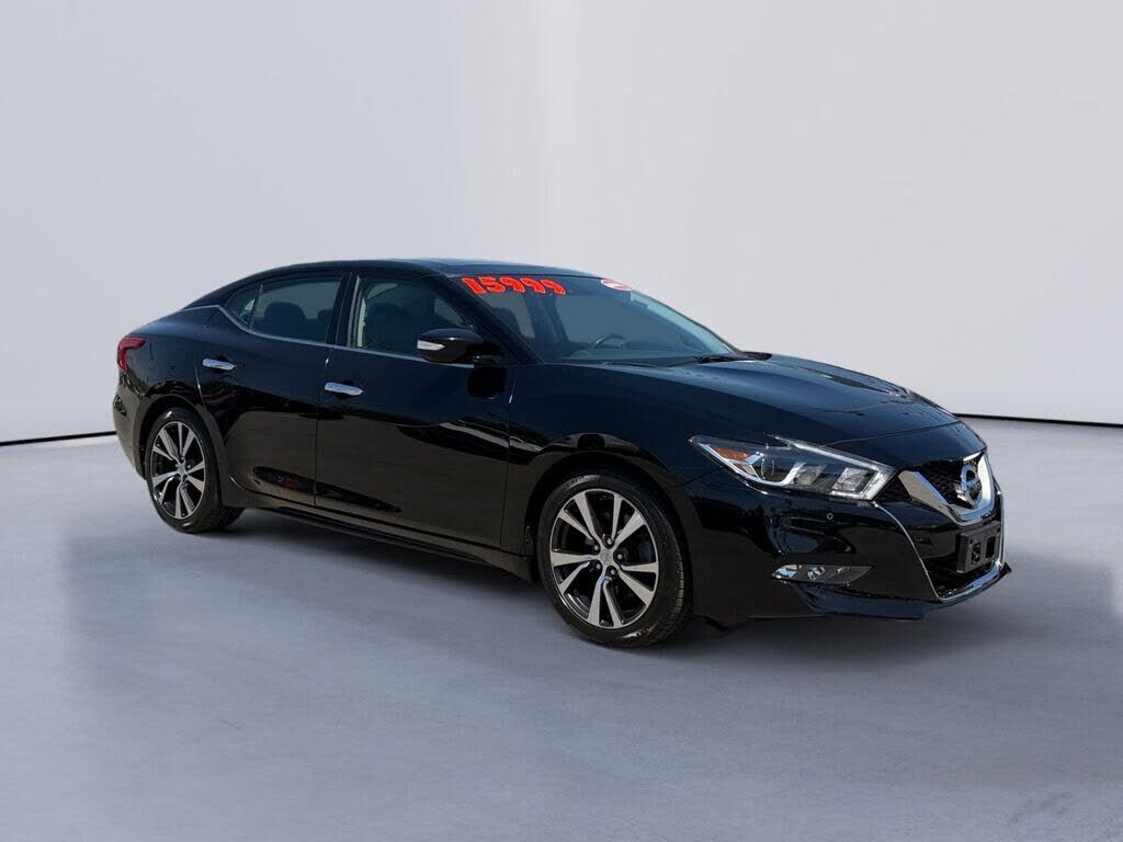 2017 NISSAN Maxima