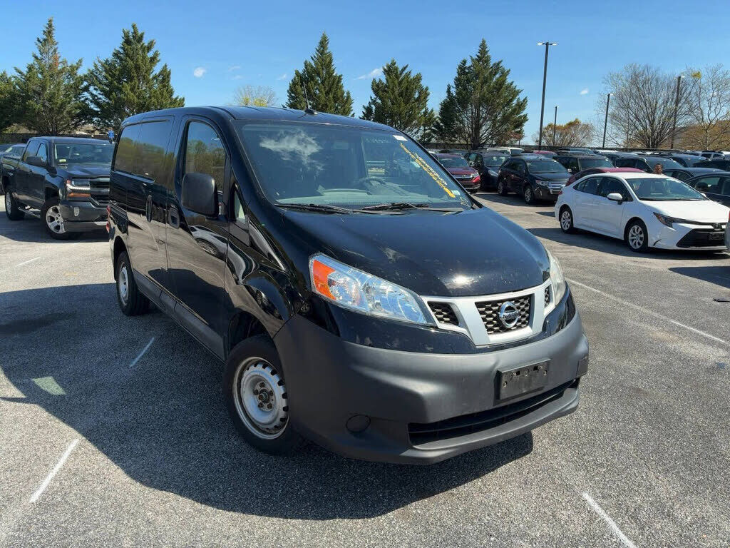 2015 NISSAN NV200