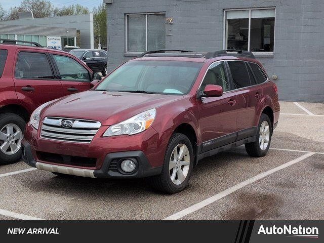 2014 SUBARU Outback