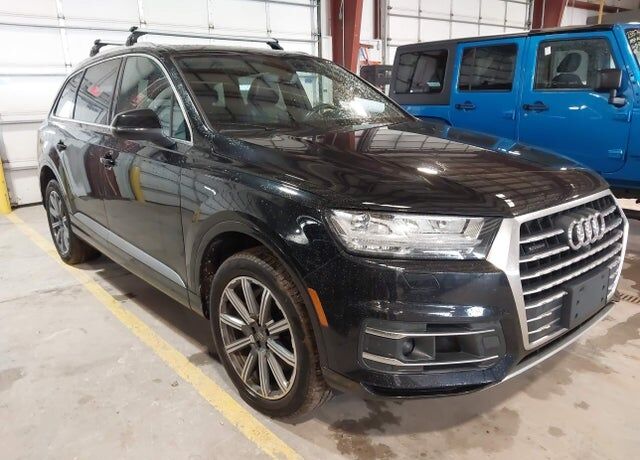2017 AUDI Q7