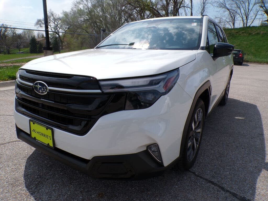 2025 SUBARU Forester