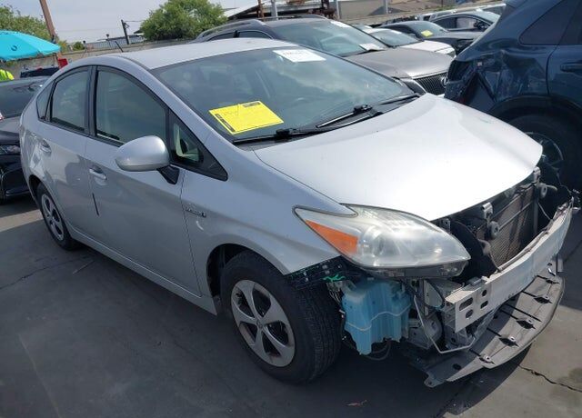 2013 TOYOTA PRIUS