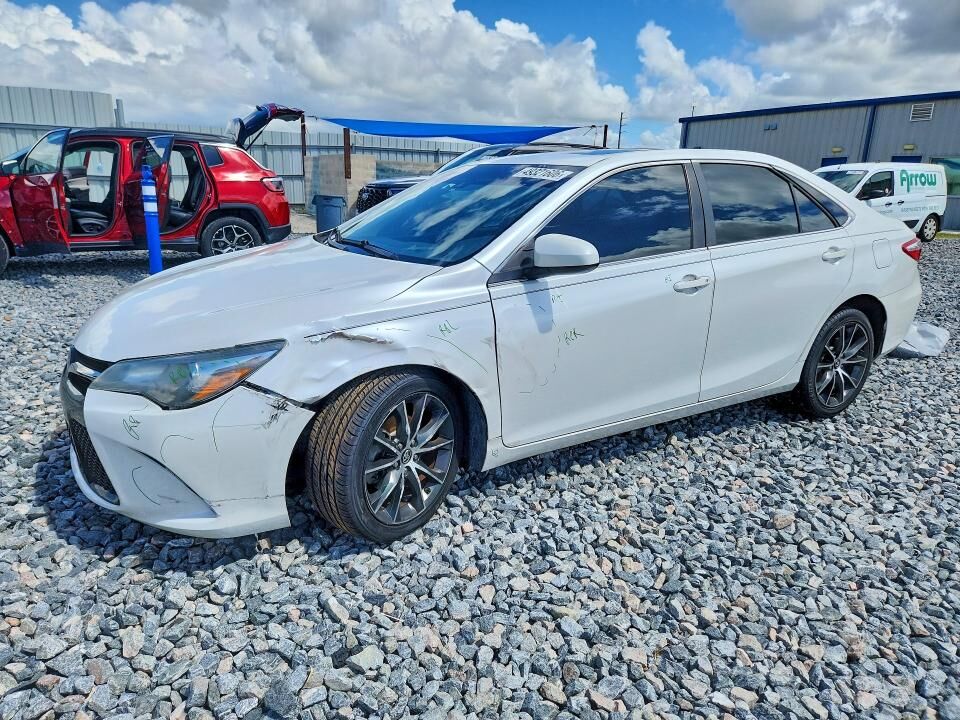 2017 TOYOTA Camry