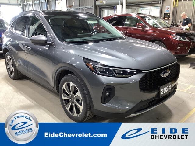 2024 FORD Escape