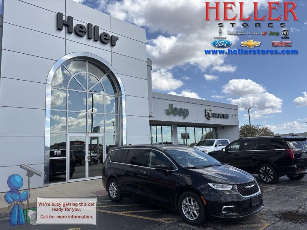 2023 CHRYSLER Pacifica