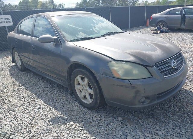 2005 NISSAN Altima
