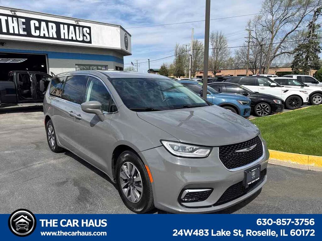 2022 CHRYSLER Pacifica